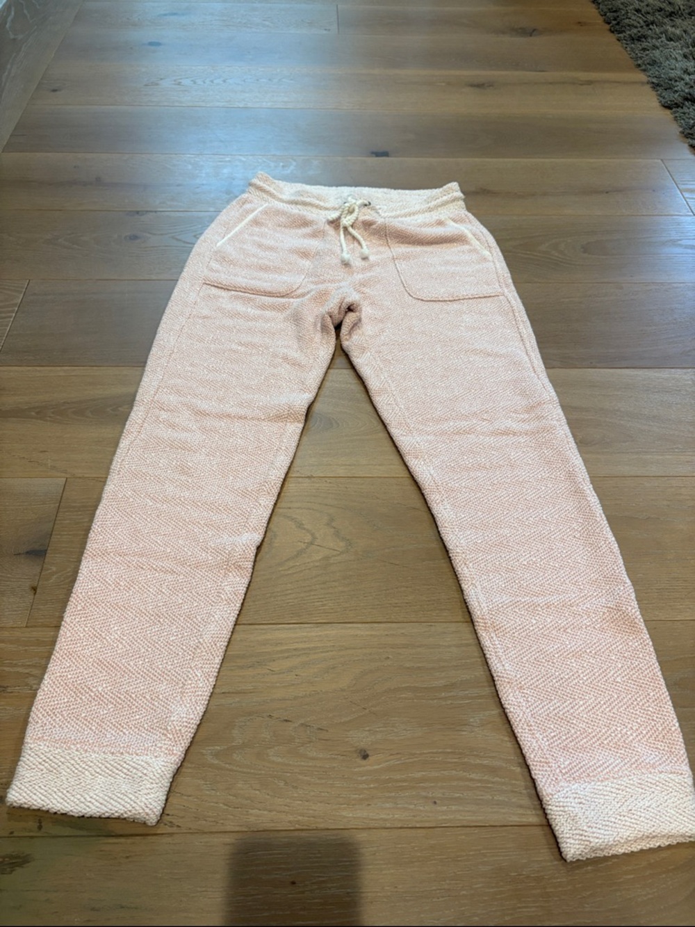 Faherty Size Small Cozy Knit Drawstring Joggers.